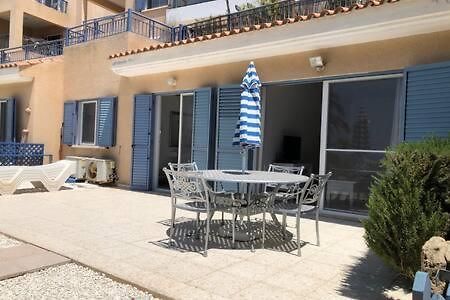 Kings Palace - Superb 2 Bed Ground Floor Apartment Paphos Esterno foto
