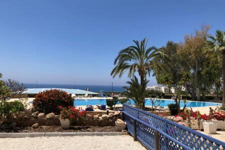 Kings Palace - Superb 2 Bed Ground Floor Apartment Paphos Esterno foto