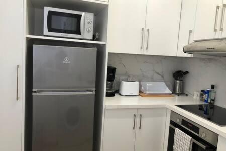 Kings Palace - Superb 2 Bed Ground Floor Apartment Paphos Esterno foto